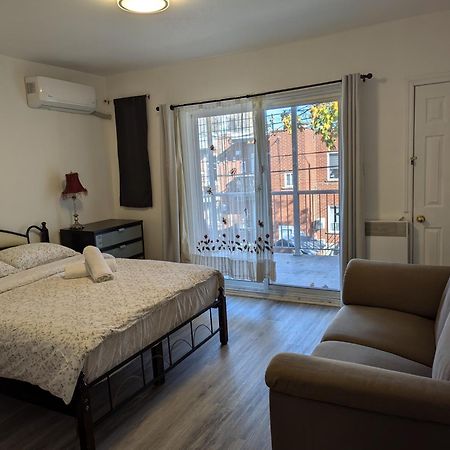 Comfy Apartment Close To Metro With Self Check In Montreal Exterior photo