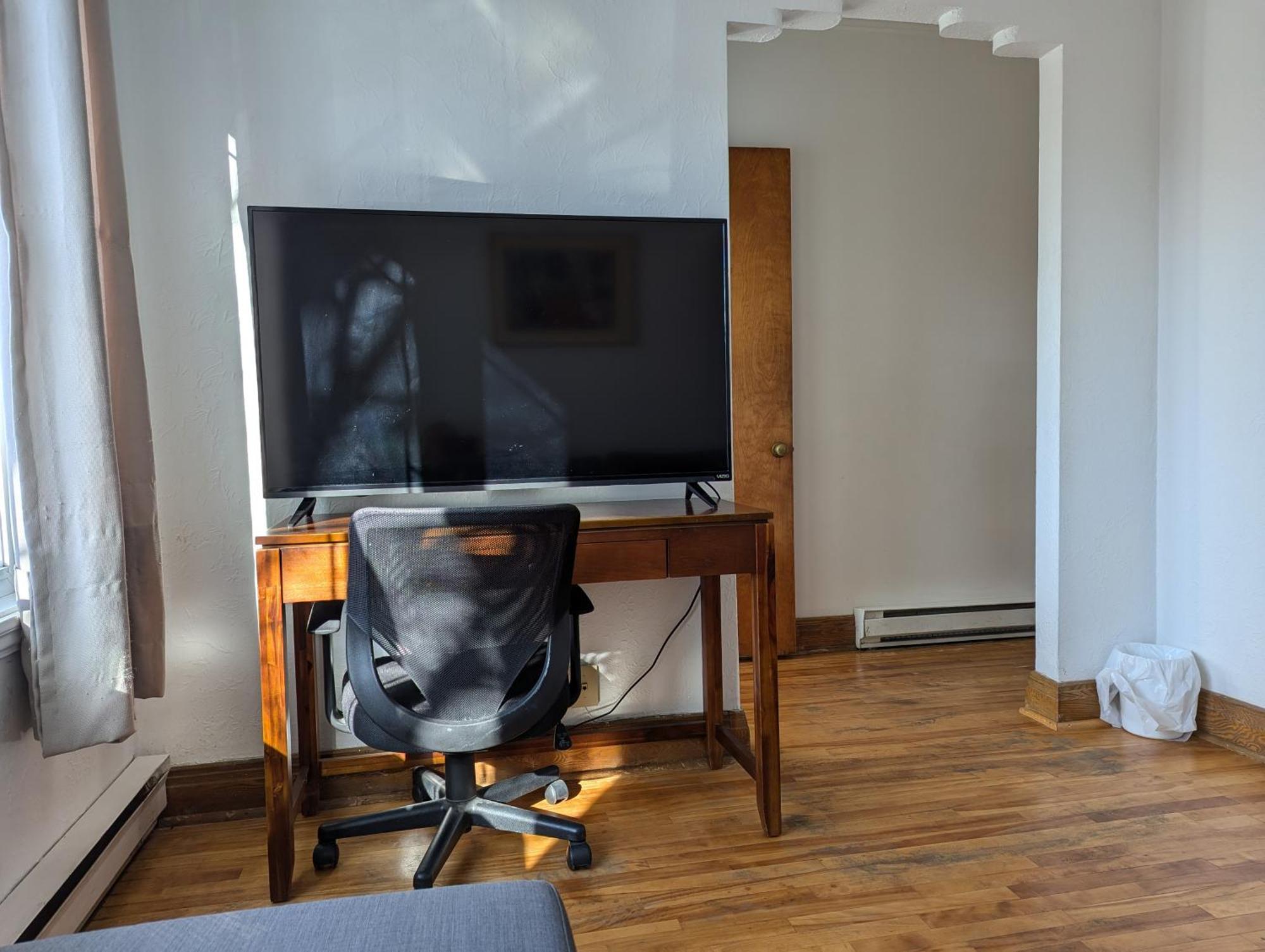 Comfy Apartment Close To Metro With Self Check In Montreal Exterior photo