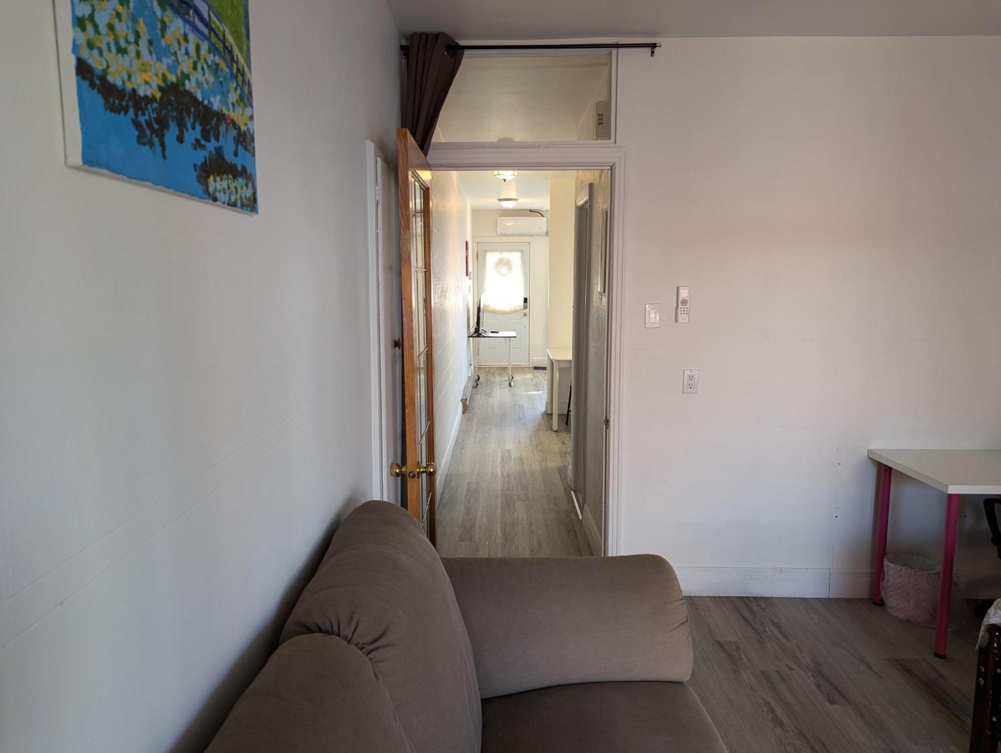 Comfy Apartment Close To Metro With Self Check In Montreal Exterior photo