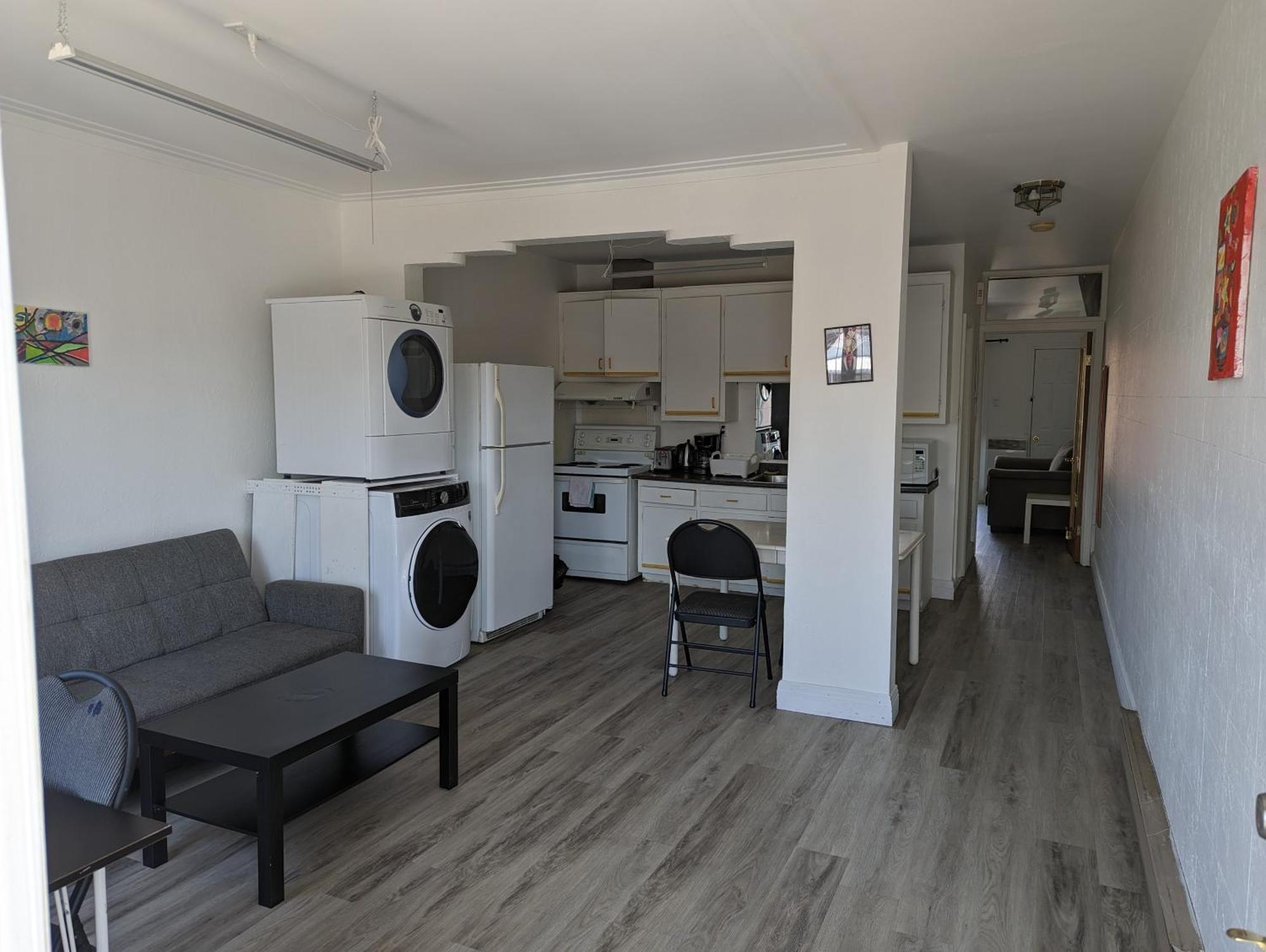 Comfy Apartment Close To Metro With Self Check In Montreal Exterior photo